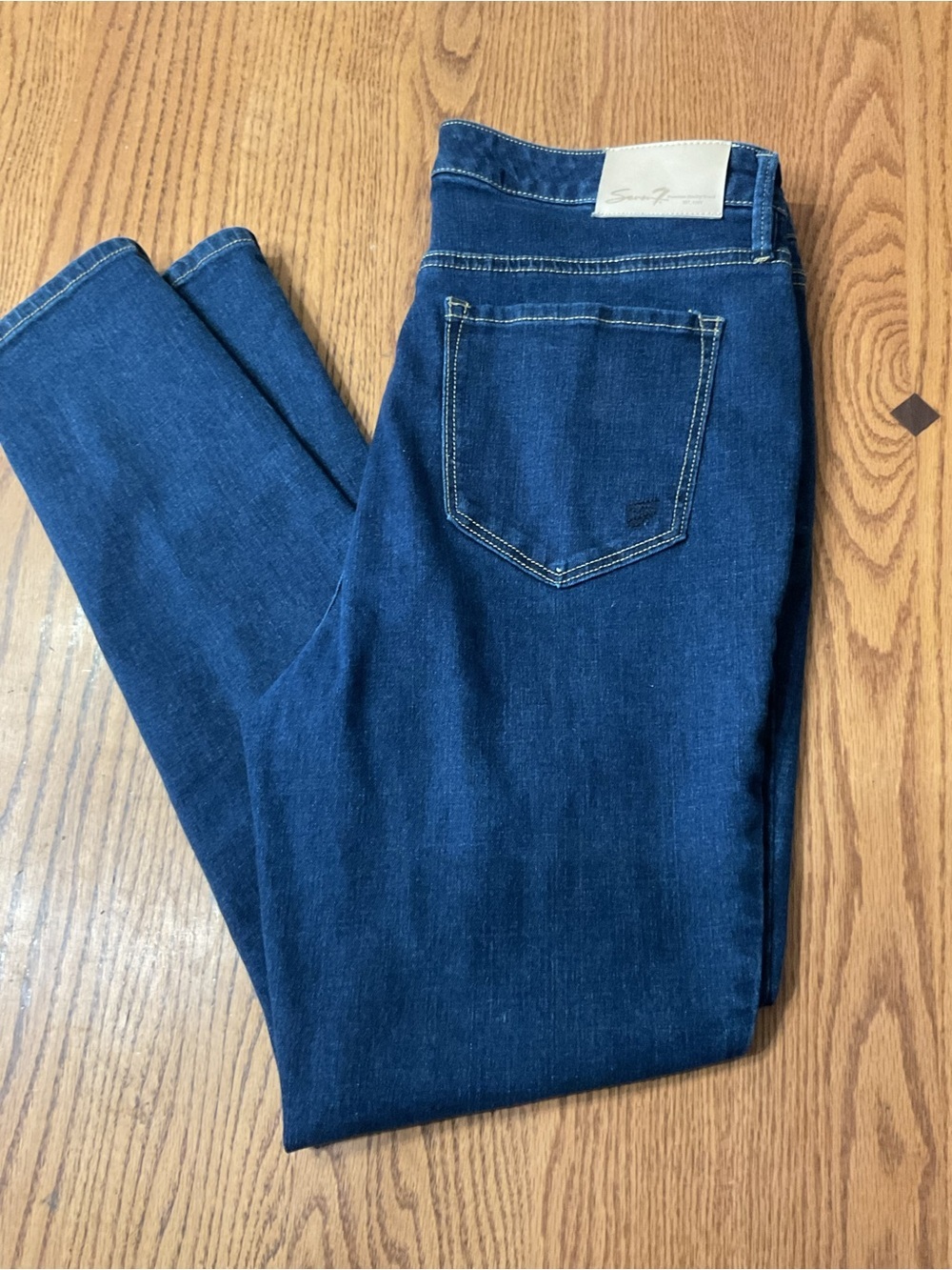 Seven7 Dark Blue Slim Denim Jeans with Tan Label size 10